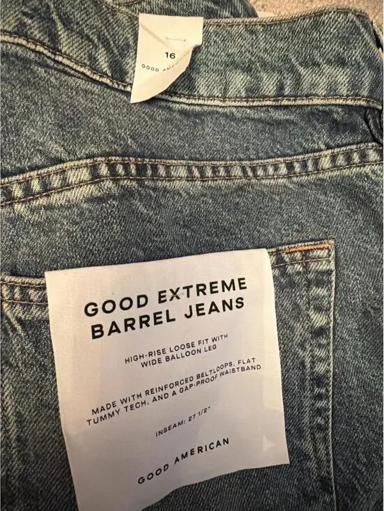 Good Extreme High Rise Barrel Jeans in Indigo 16 - Picture 4 of 4